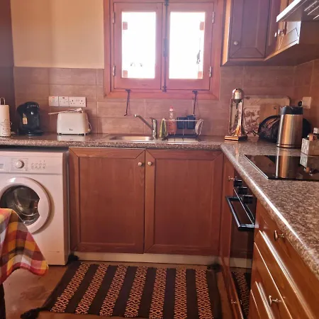 Fontana Traditional House