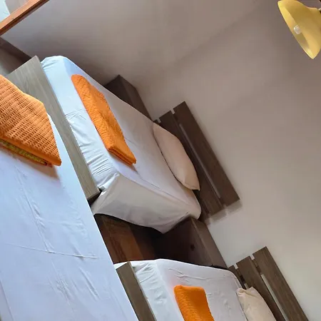 Fontana Traditional House בית נופש